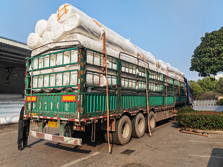 湖南益宏達(dá)新材料有限責(zé)任公司,HDPE、土工布、土工膜、土工格柵、排水網(wǎng)